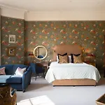 The Churchill Hotel
