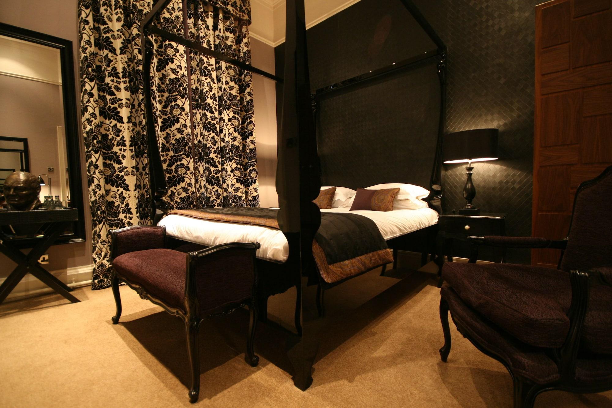 Hotel The Churchill York