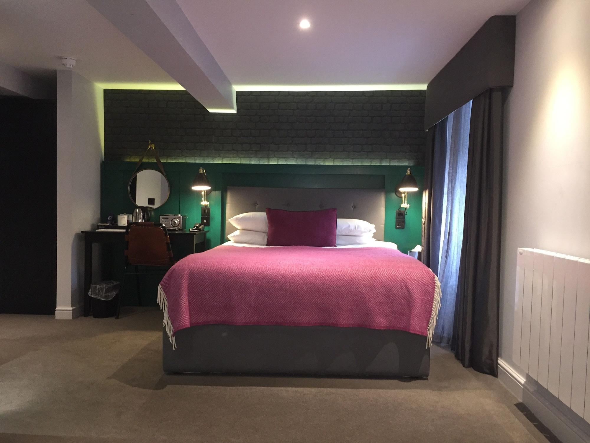 Hotel The Churchill 4*