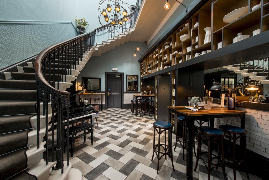 The Churchill York