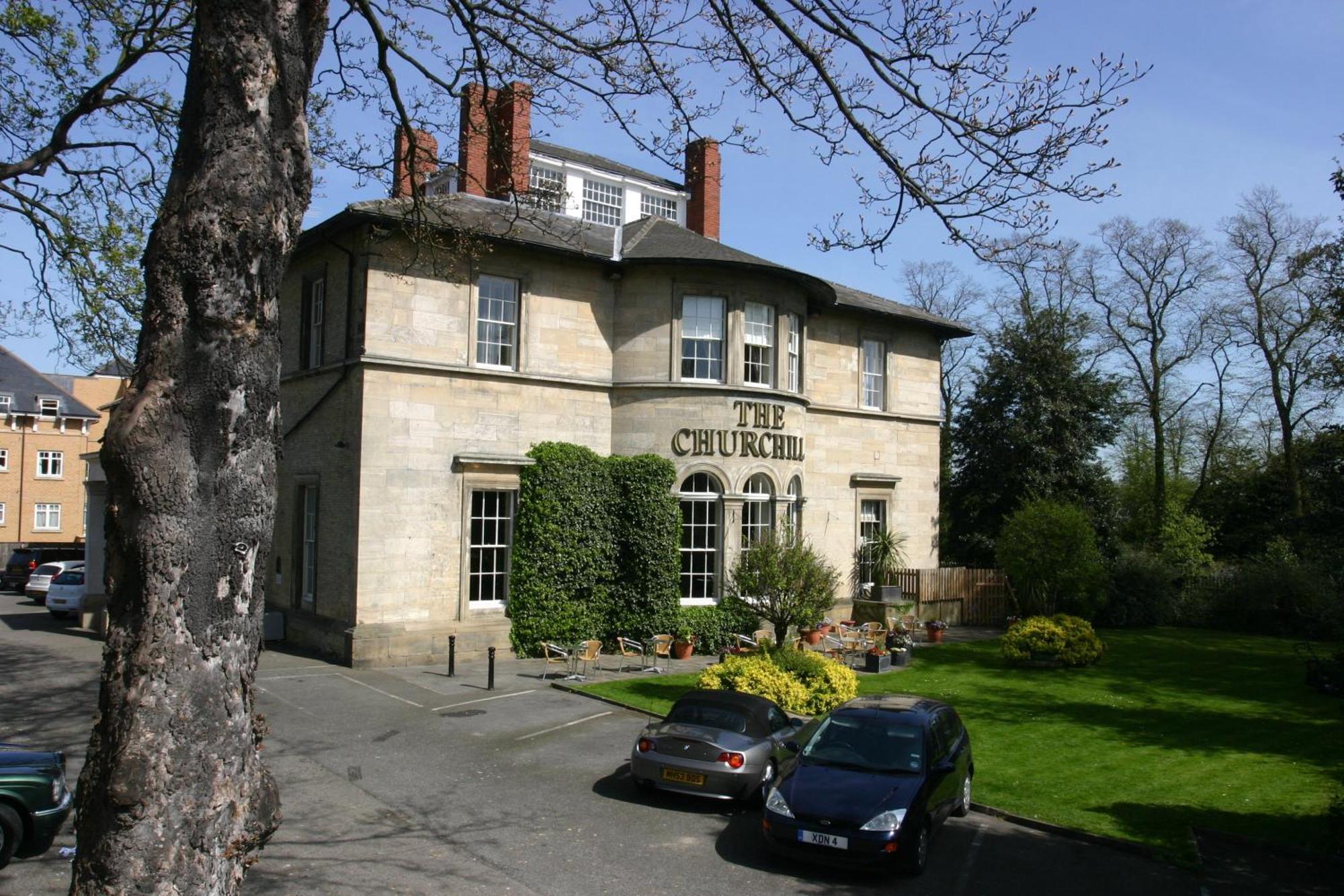 Hotel The Churchill