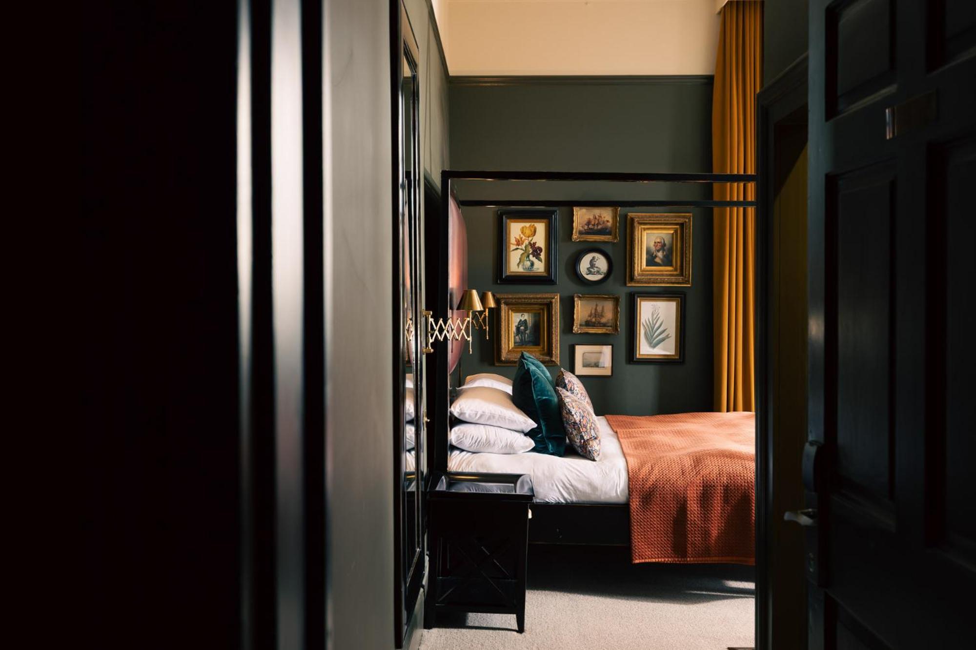 The Churchill York