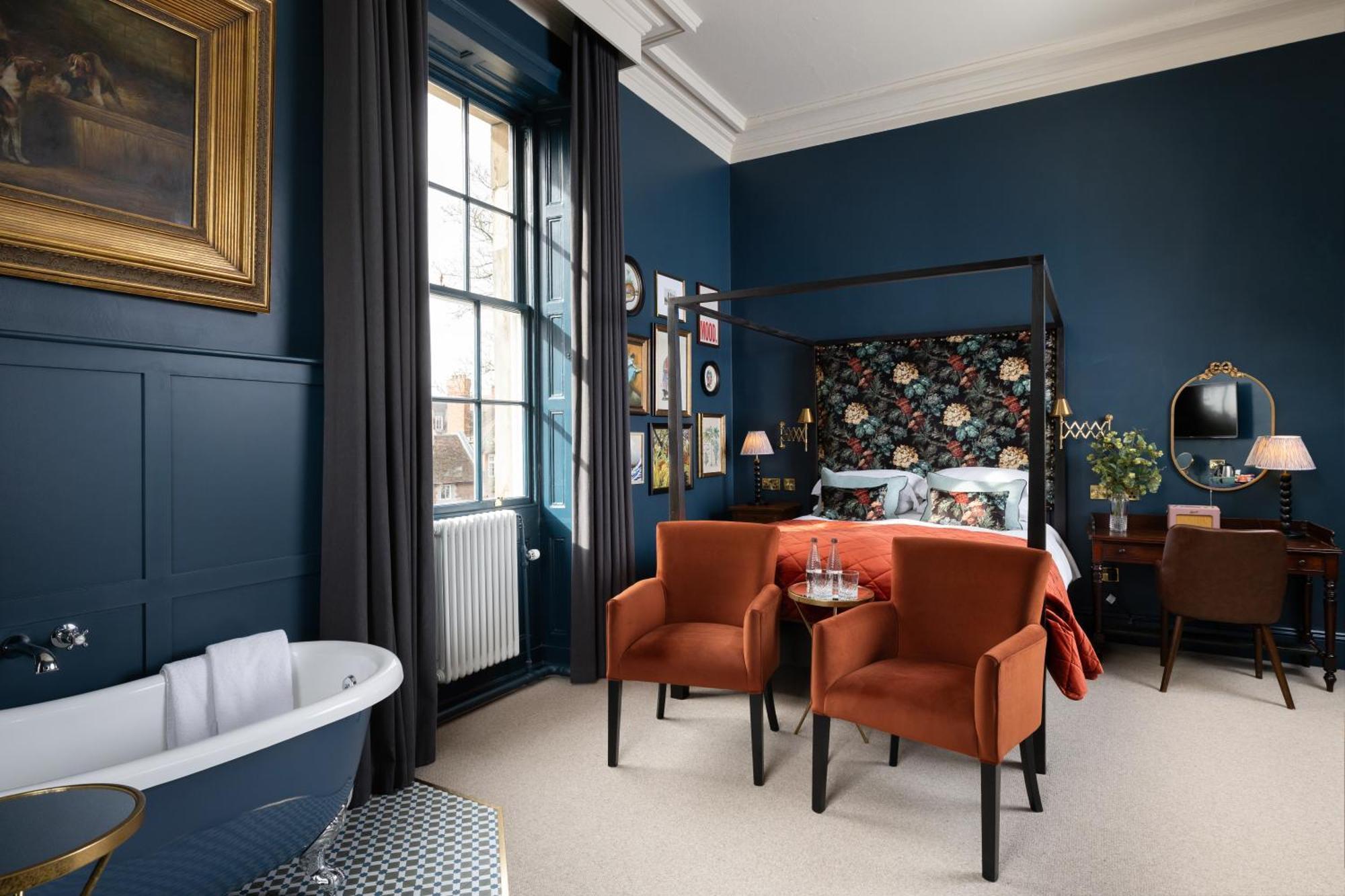 The Churchill 4* York