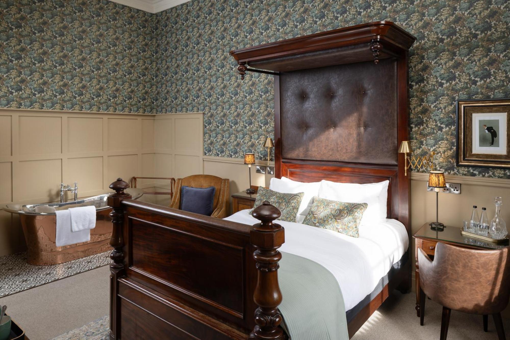 The Churchill Hotel 4*